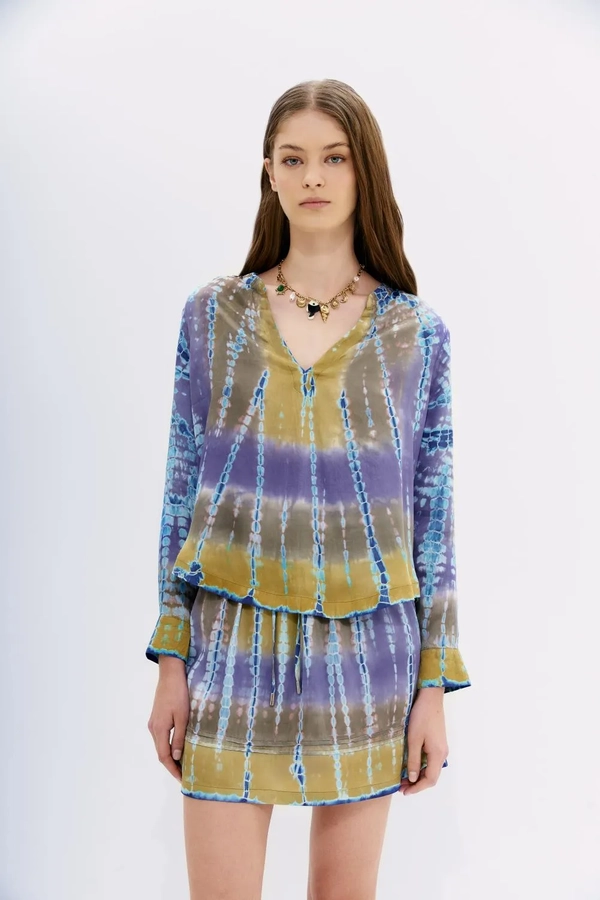 camisa met color batik