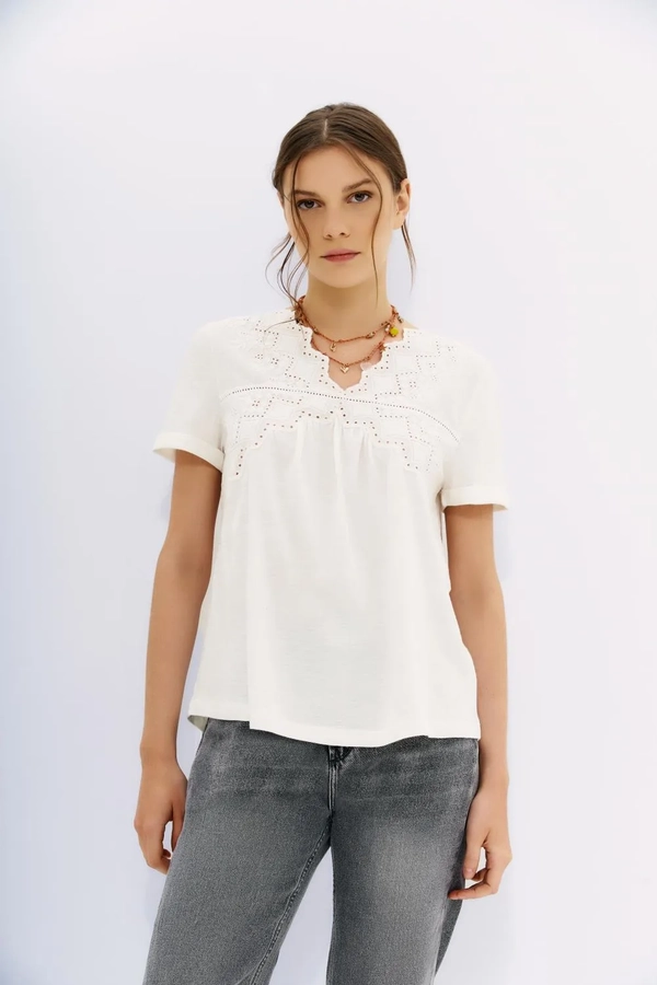 camiseta angeline