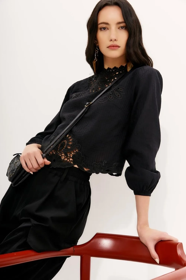 camisa crop