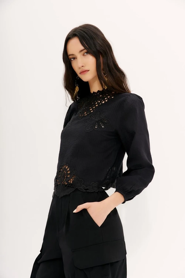 camisa crop