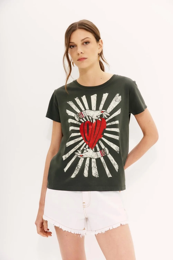 camiseta mystic hands