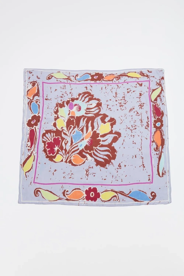 pañuelo tabi flores 90x90