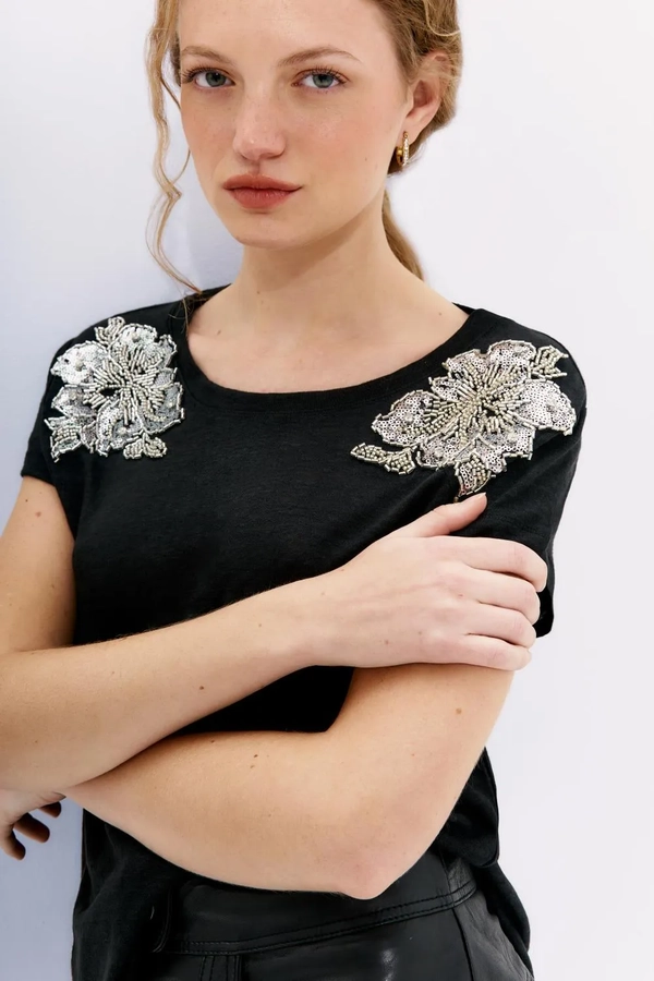 camiseta issey
