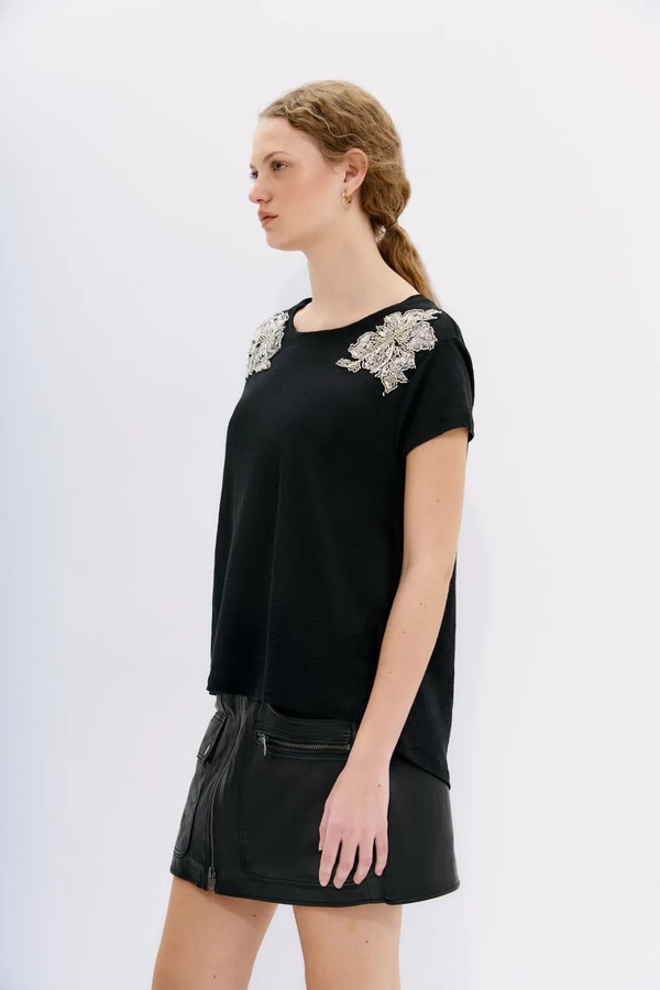 camiseta issey