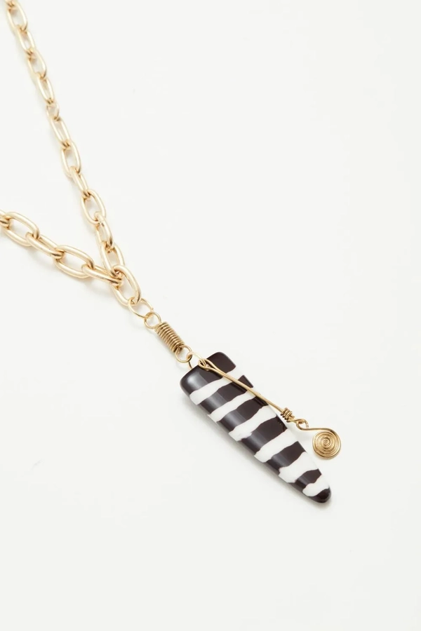 collar cairo cebra