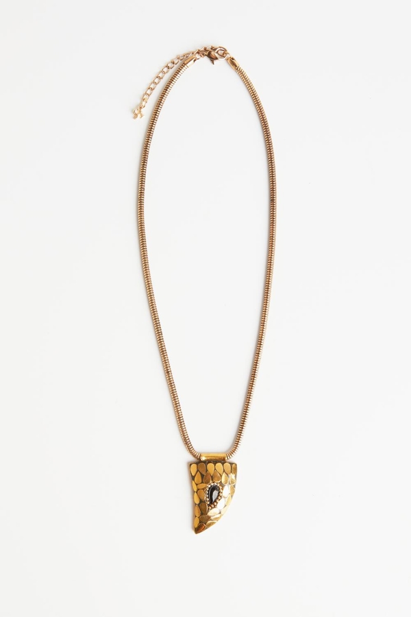 collar ocean stone