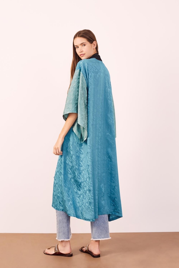 Kimono Essential