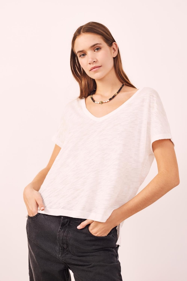 Camiseta Clara V D
