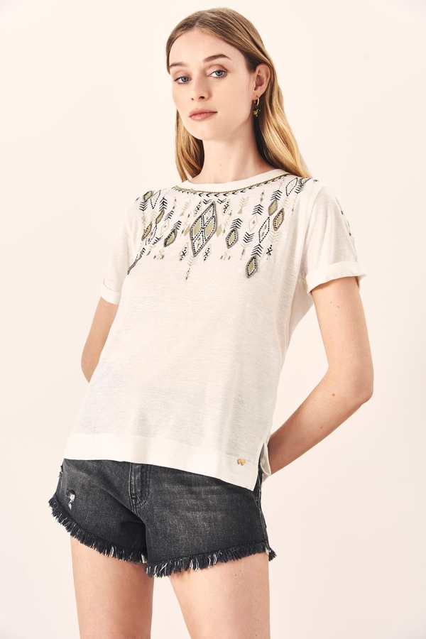 Camiseta African