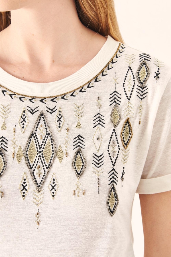 Camiseta African