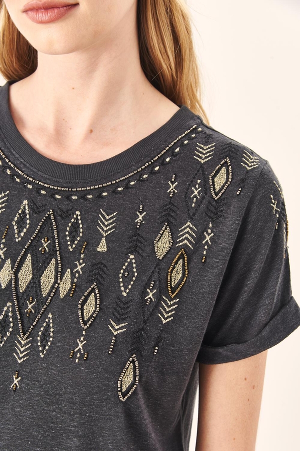 Camiseta African