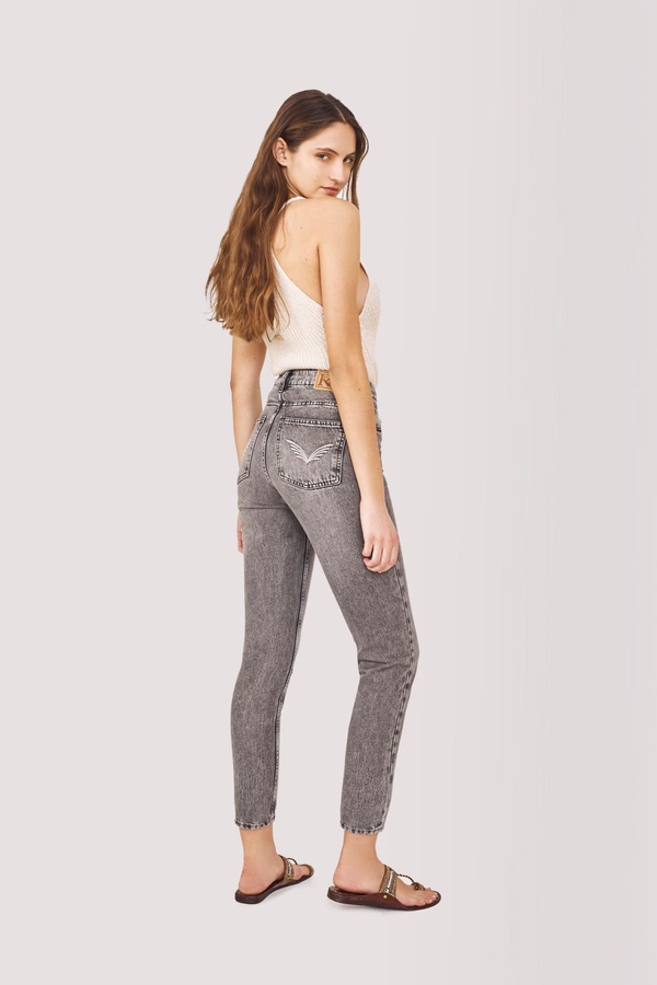 jean mom high rise light black
