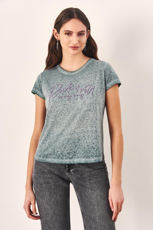 Camiseta Nika
