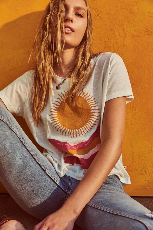 Camiseta Sunrise