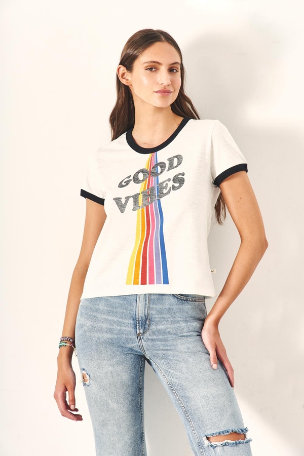 Camiseta Good Vibes New