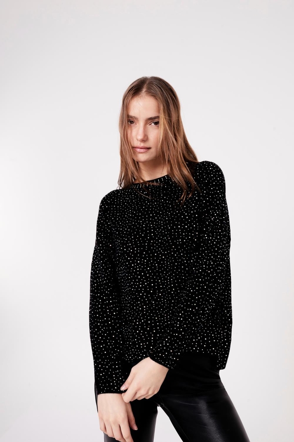 sweater nara
