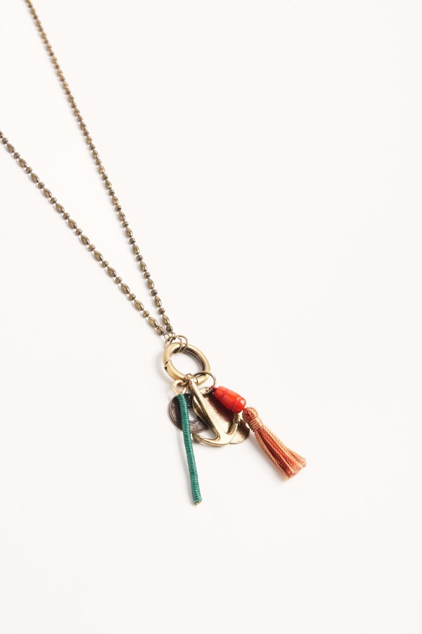 collar sakura flecha
