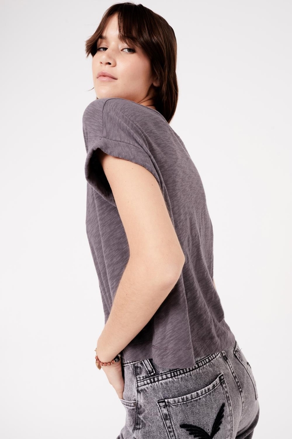 remera marina