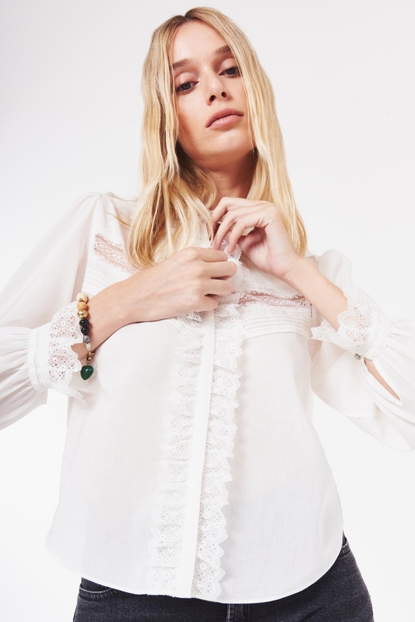 camisa laces patch