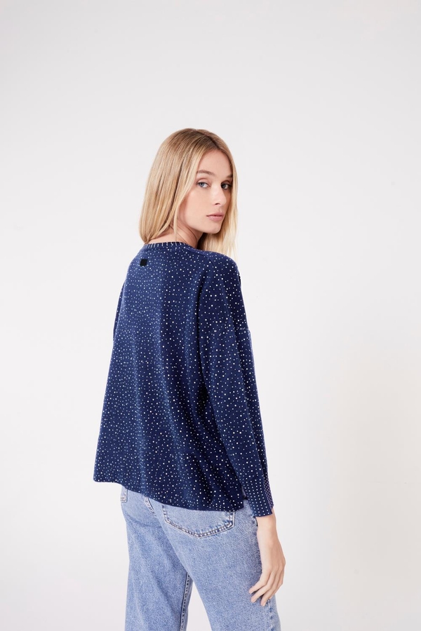 sweater chuo