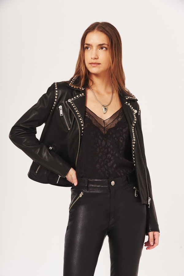 campera night cuero