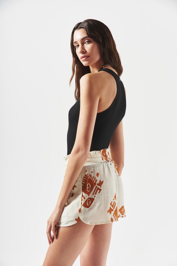 short gretta mousi