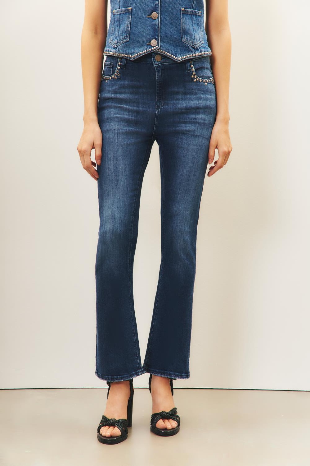 jean flare metal