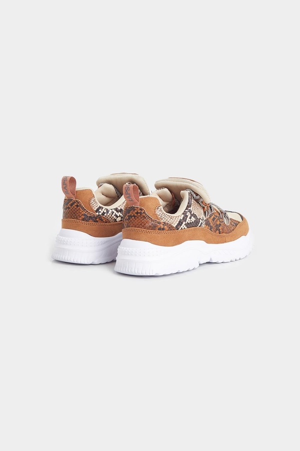 zapatilla zawa