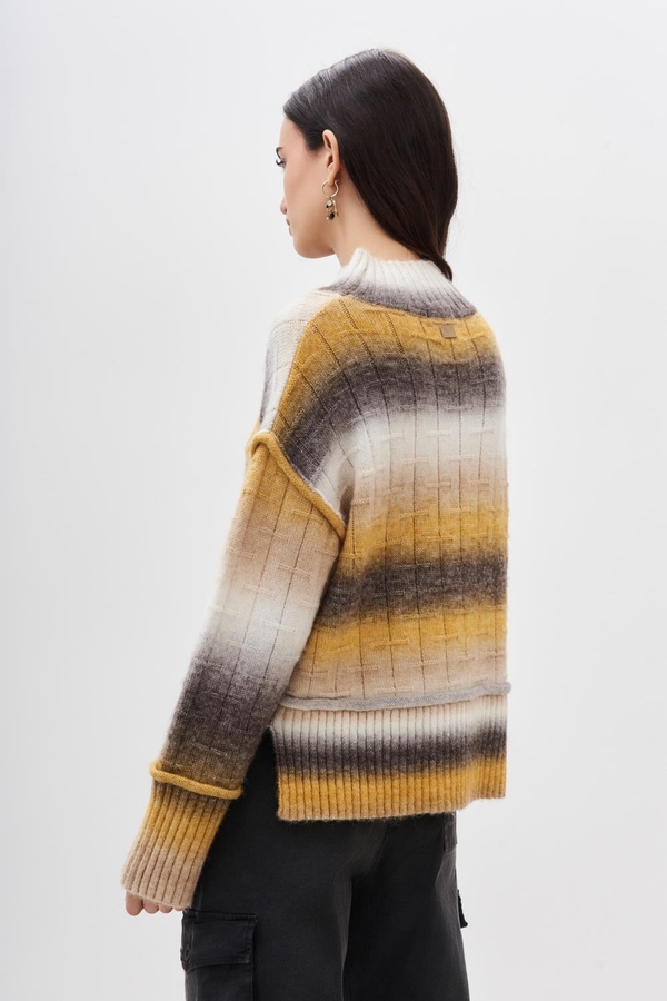sweater adalet