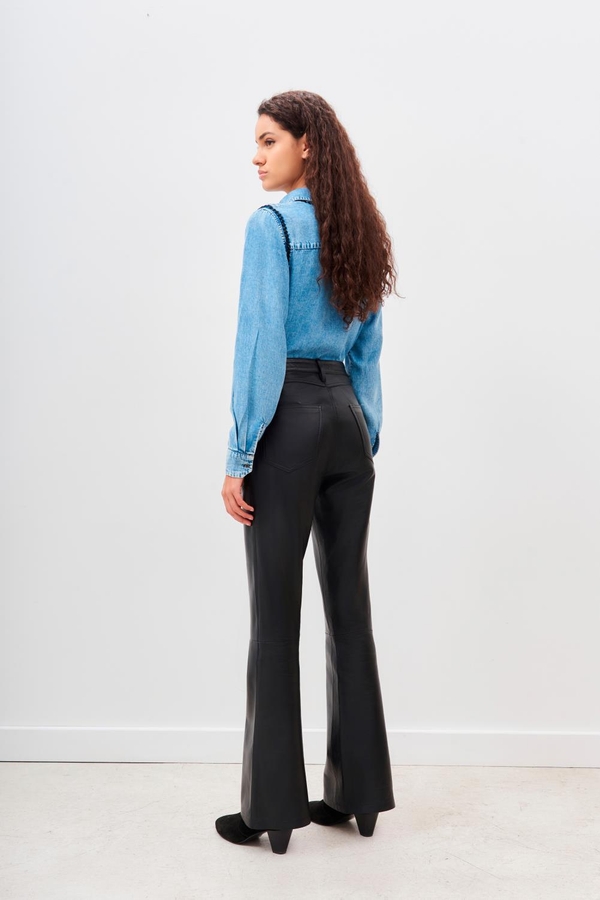 pantalon new straight cuero