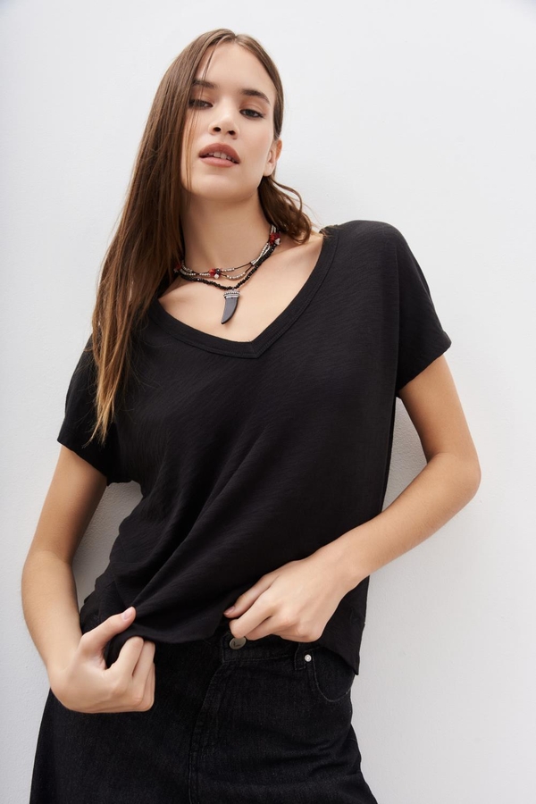 camiseta clara new