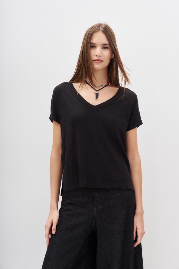 camiseta clara new