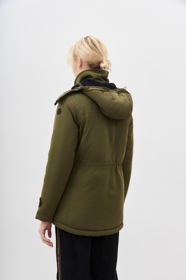 chaqueta dinka