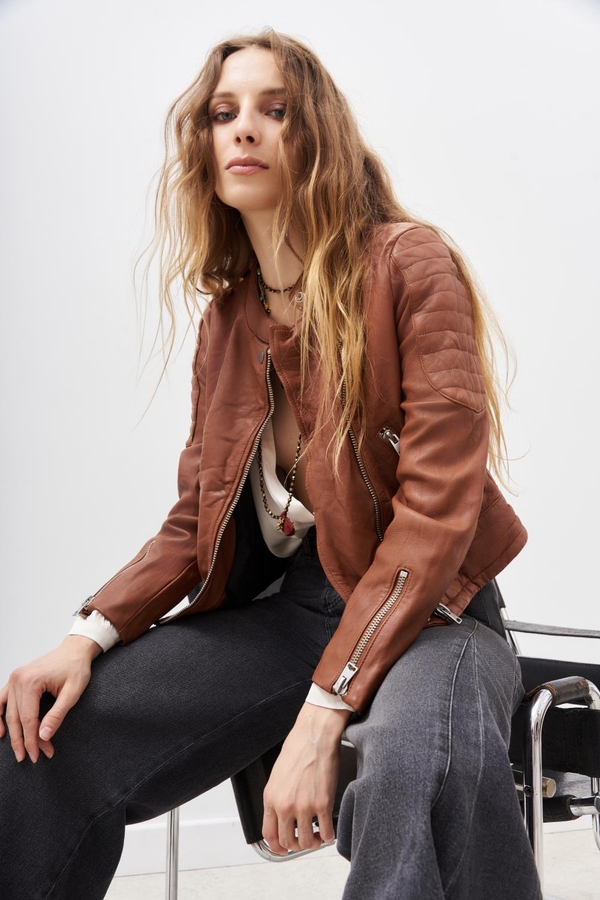 chaqueta smith cuero