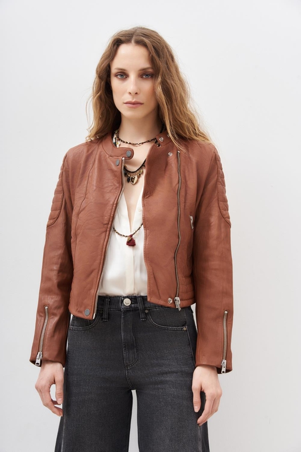 chaqueta smith cuero