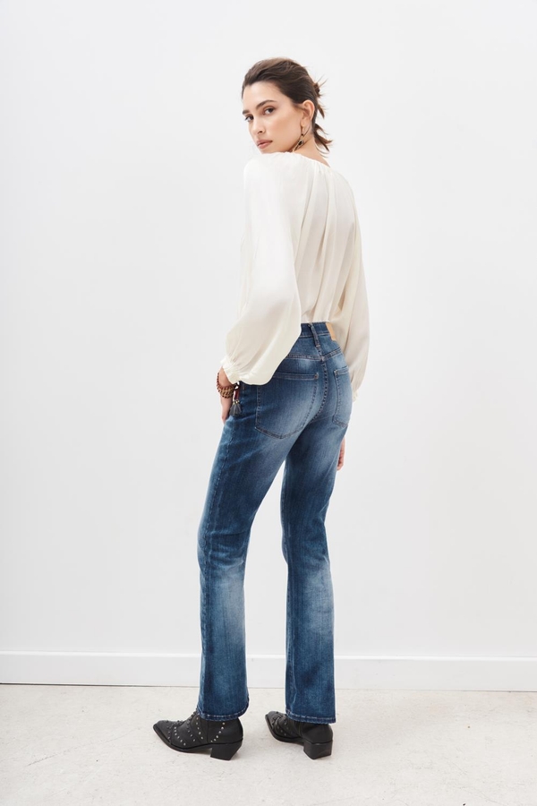 jean flare azul
