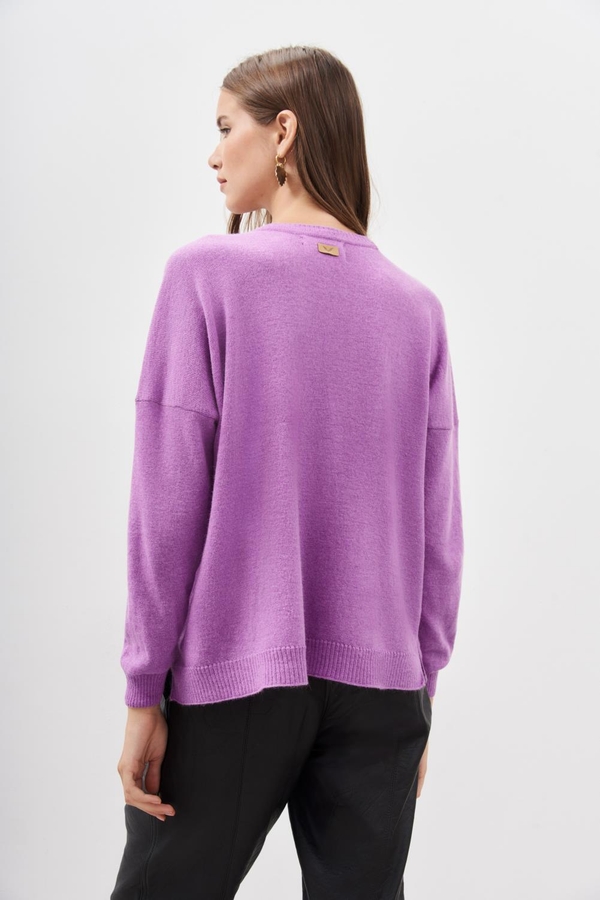 sweater free spirit