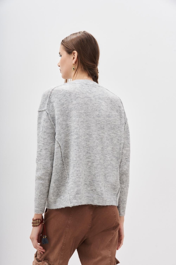 sweater be happy