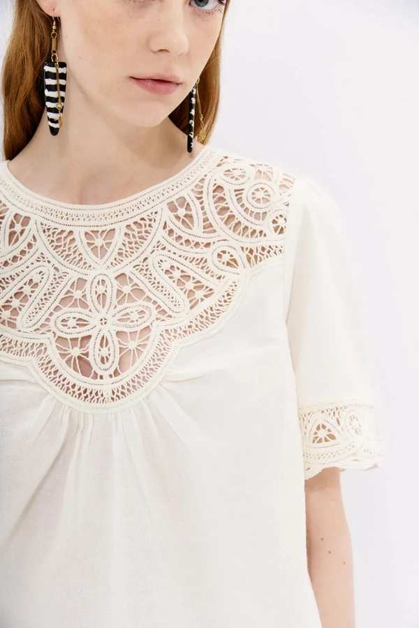 camisa lace colors