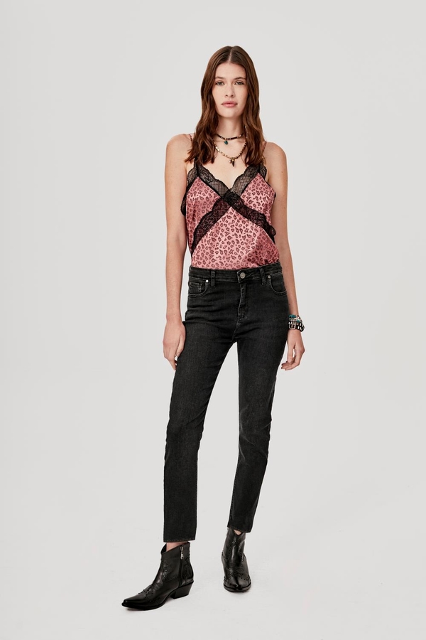 Jean Slim High Rise Dark Black