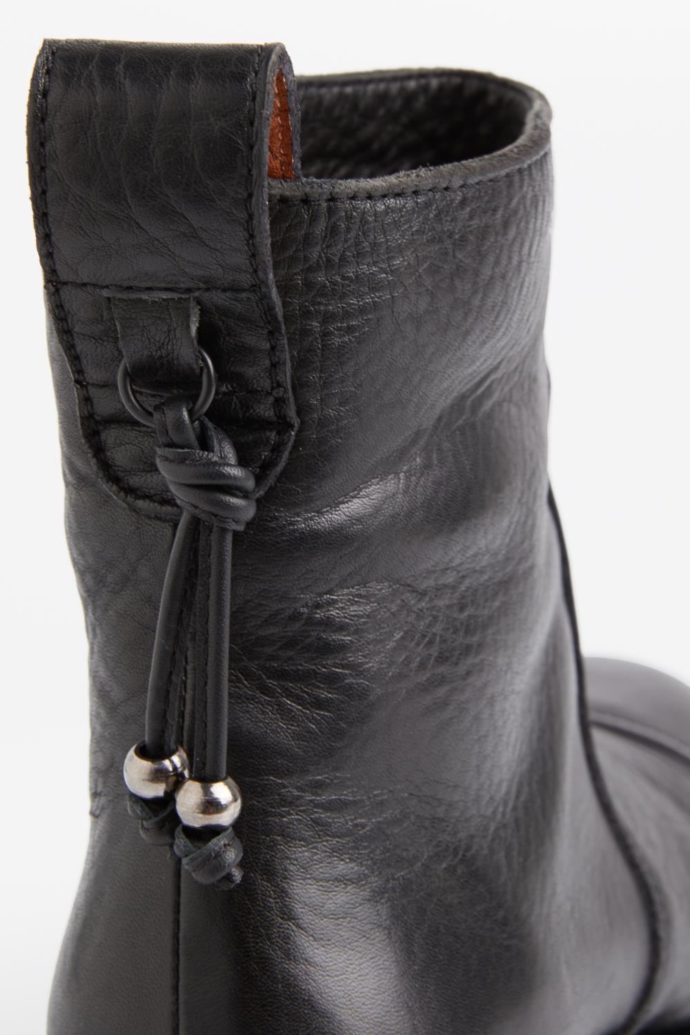 Bota Olien
