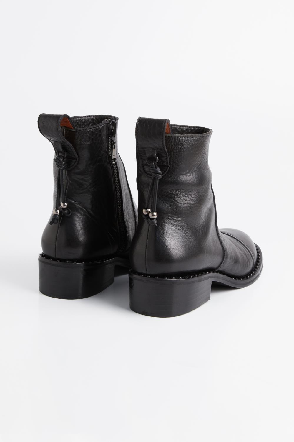 Bota Olien